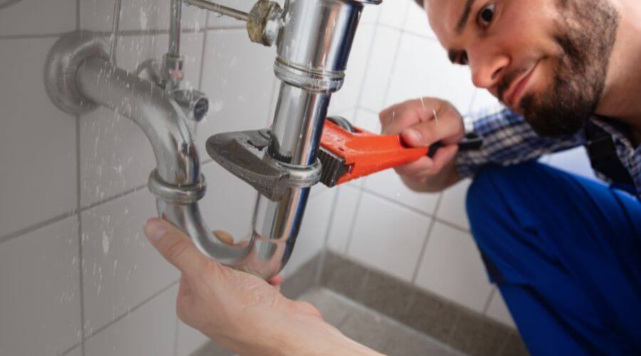 Professional same day plumber services in Rowan, IA